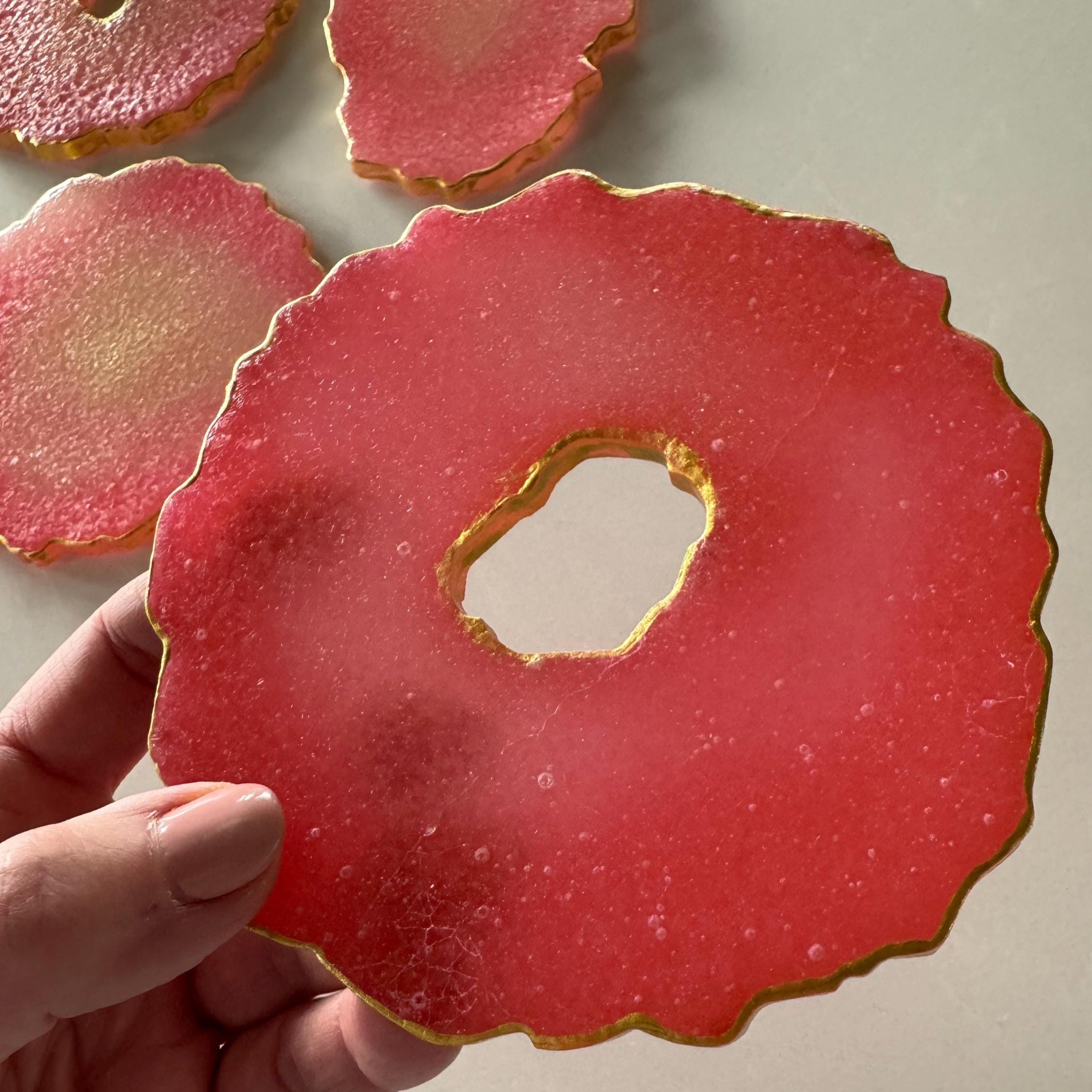 Edible Geode Crystal Candy Agate Slices Kohakutou gemstone-inspired treats with Assorted Flavors and Gold Finish. ASMR tiktok candy